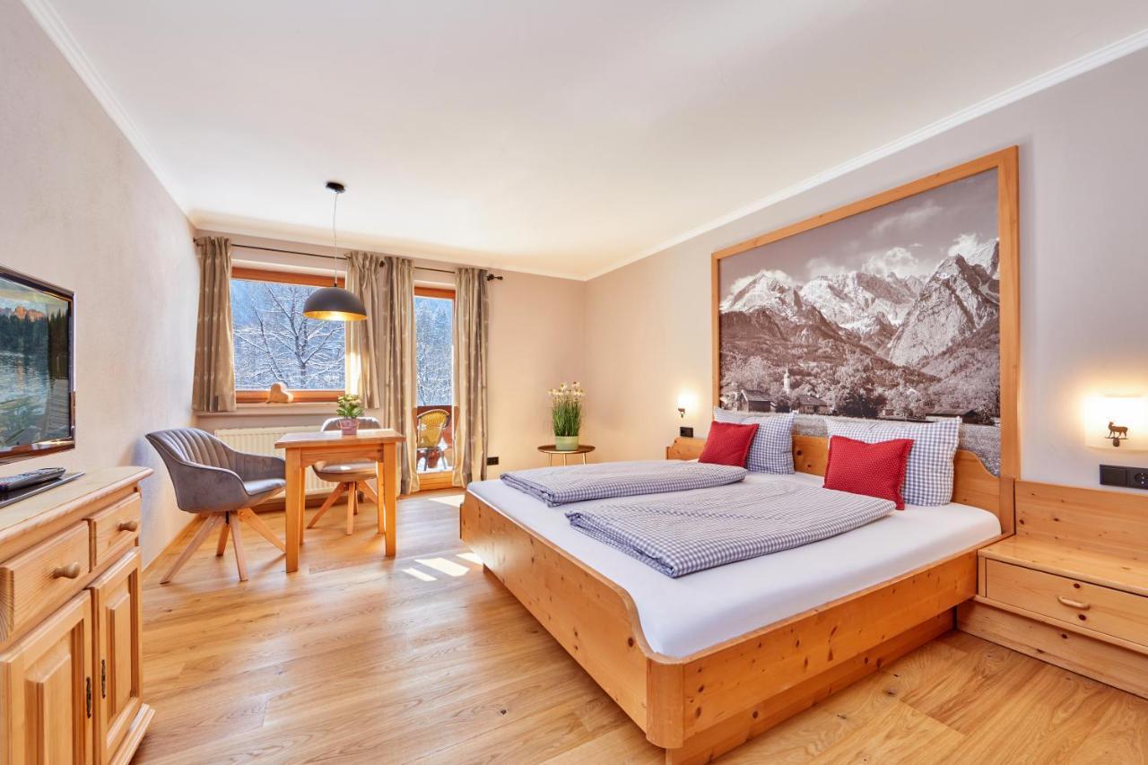 Gaestehaus Brandnerhof Garmisch-Partenkirchen Ngoại thất bức ảnh